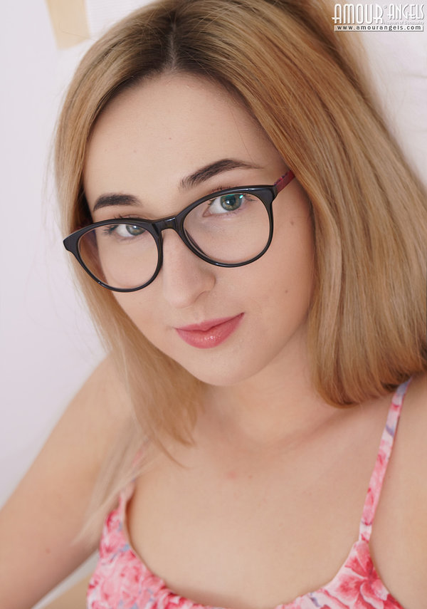 Софик, 23 года, 3 размер груди